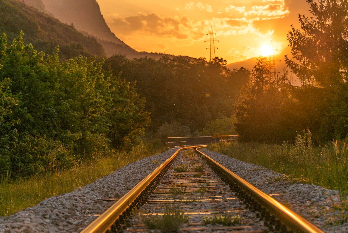 Transforming Your Space With Classic Railroad Decor
